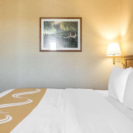 Quality Inn Meadville Eksteriør billede