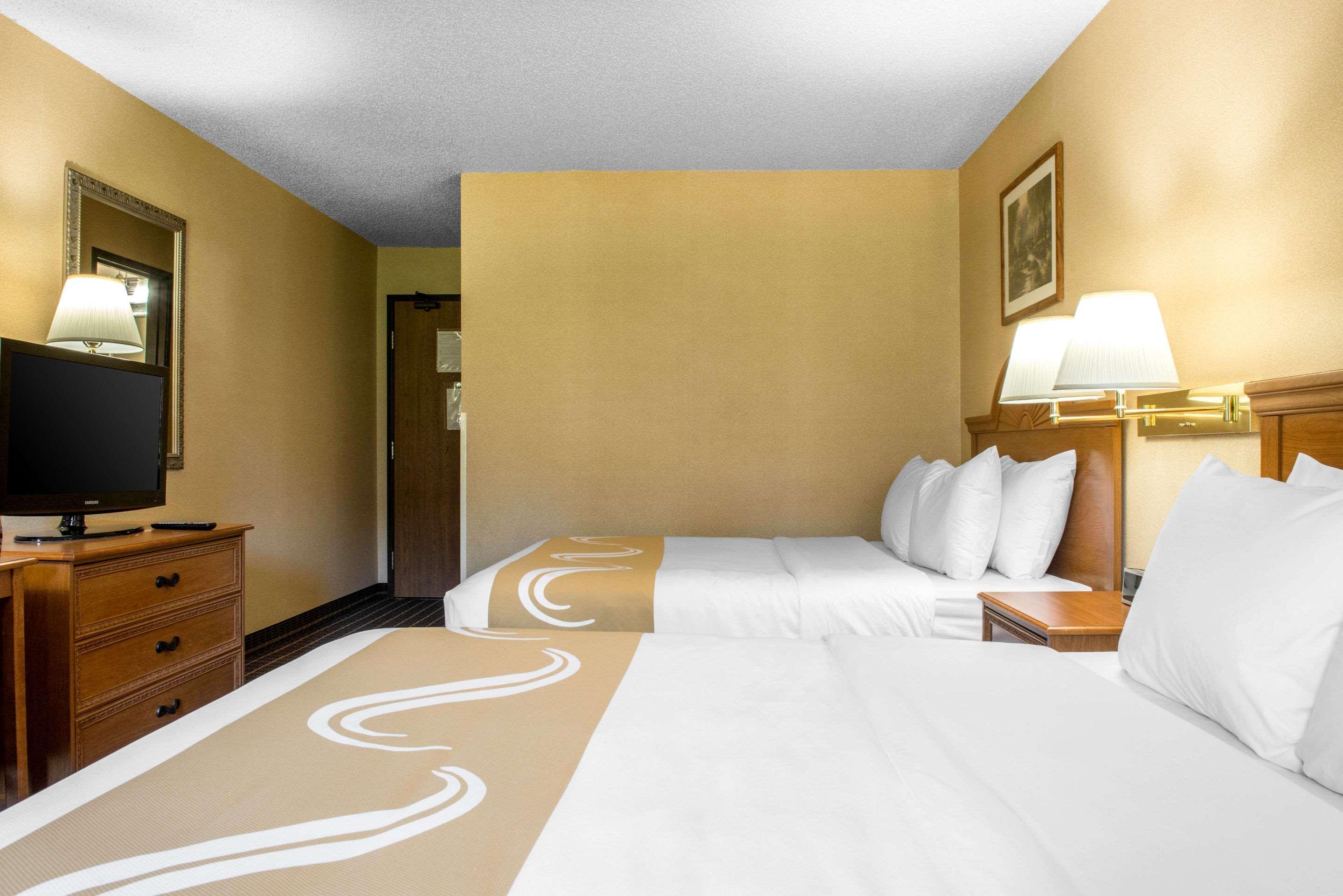 Quality Inn Meadville Eksteriør billede