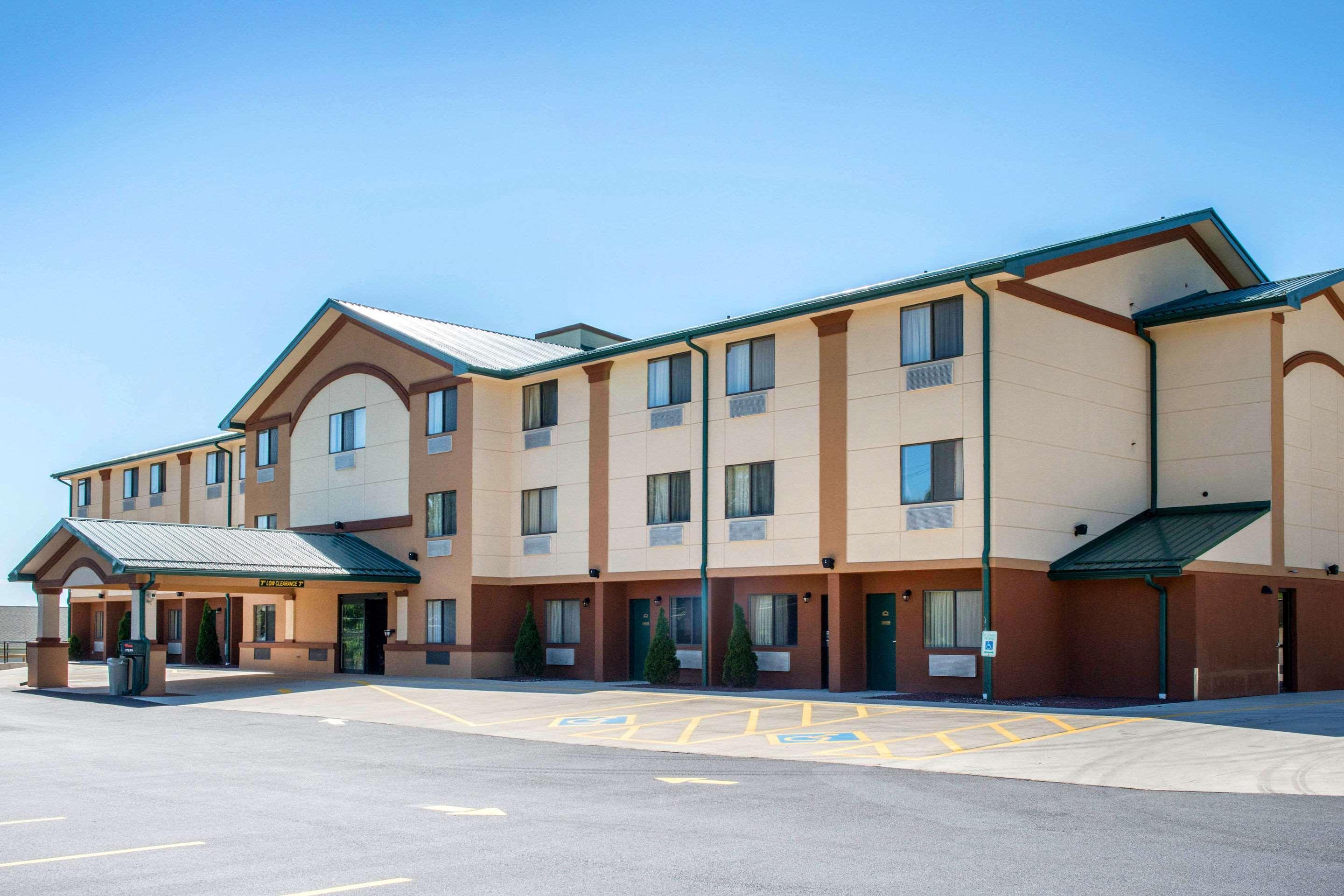 Quality Inn Meadville Eksteriør billede